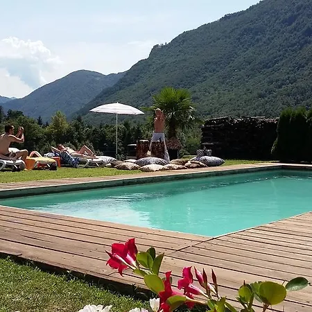 Bed & Breakfast Onirica Lodano